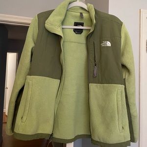 GUC Northface fleece. Size medium.